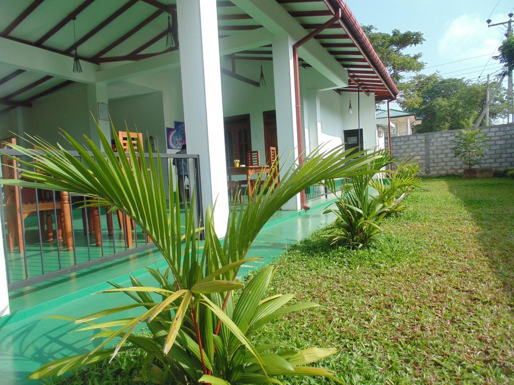 White Eagle Hotel Sigiriya Exterior photo