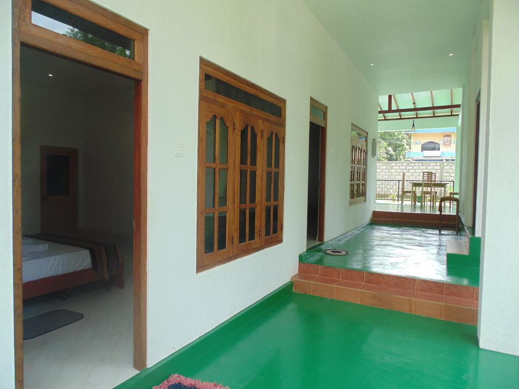 White Eagle Hotel Sigiriya Exterior photo